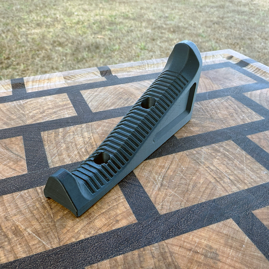 Slim Pickins Angled Foregrip