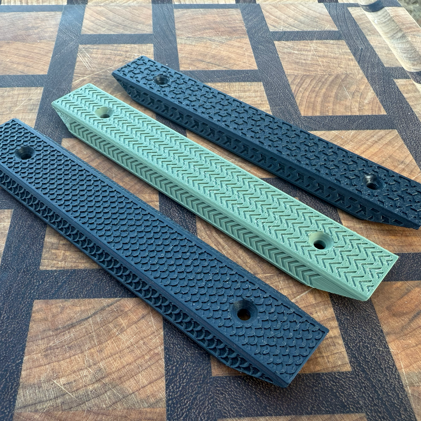 3 Slot Tactical Grip-Slip Stoppers